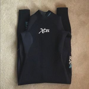 Xcel Size 10 Women’s 3mm Wetsuit Like New